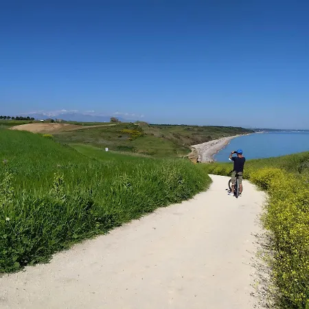 Farm stay Relais Il Giardino Fra Gli Ulivi - Oasi Panoramica Vista Mare *