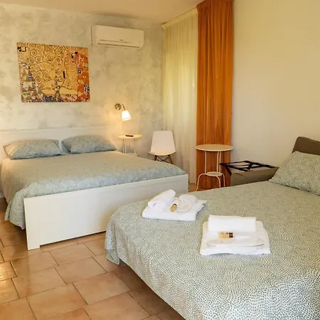 Relais Il Giardino Fra Gli Ulivi - Oasi Panoramica Vista Mare *