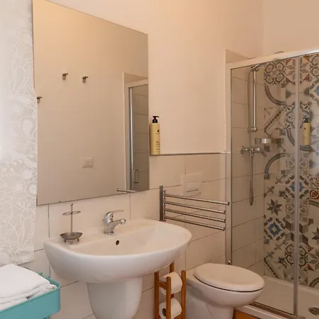 Relais Il Giardino Fra Gli Ulivi - Oasi Panoramica Vista Mare Farm stay